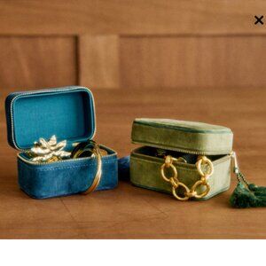 NWOT Sezane blue jewelry case